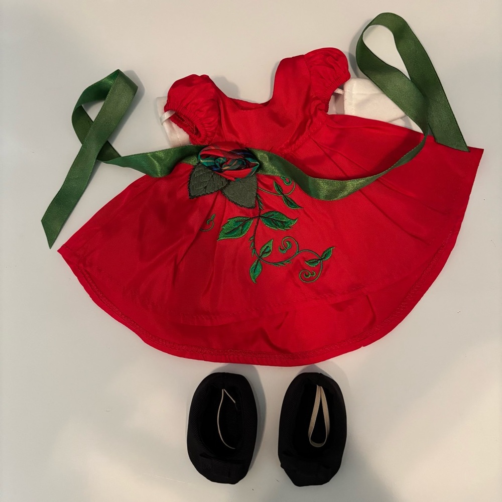 Muffy Vanderbear “ Grand VanderBall” dress/ shoes